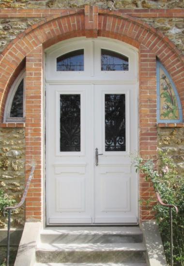 Porte double semi-vitrée