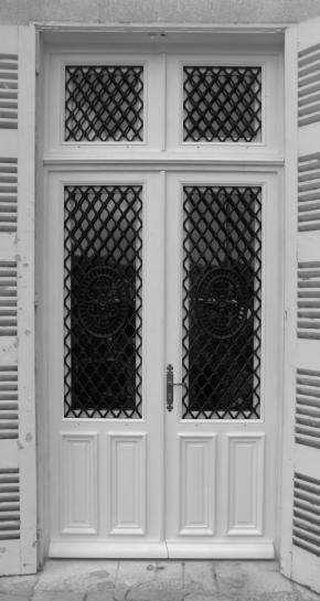 ANCIENT FRONT DOOR WITH TRANSOM