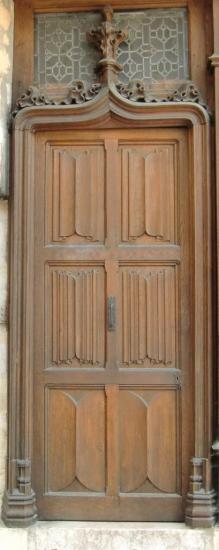 Porte inspiration gothique