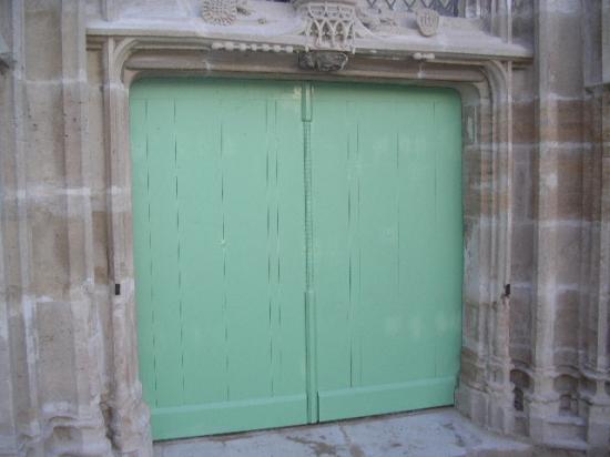 RESTAURATION PORTAIL ANCIEN DOUBLE VANTAUX