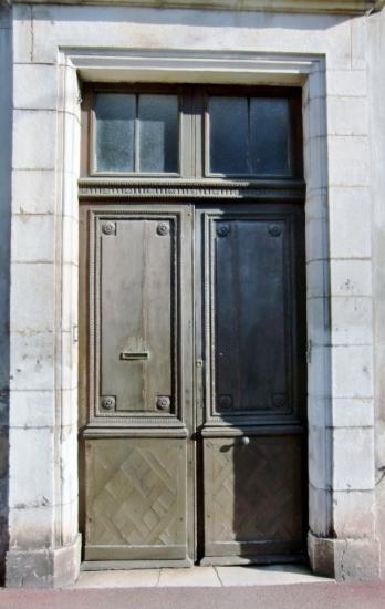 RESTAURATION PORTE D'ENTREE ANCIENNE AVEC IMPOSTE