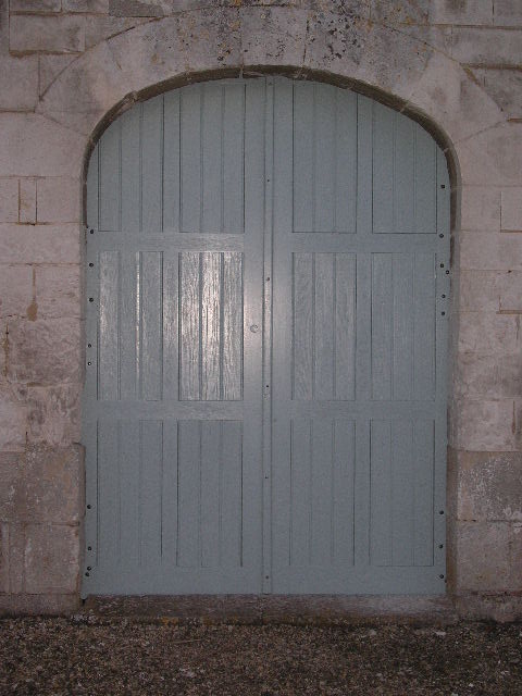 RESTAURATION DE PORTAIL D'EGLISE (APRES)